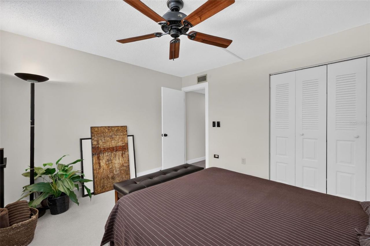 101 N Grandview Street, Unit 412, Mount Dora, FL 32757 Photo