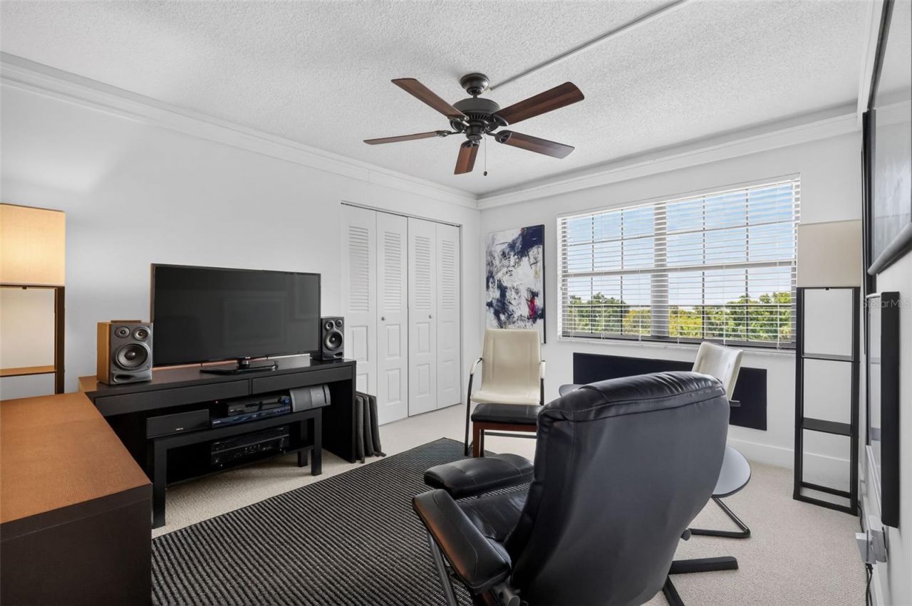 101 N Grandview Street, Unit 412, Mount Dora, FL 32757 Photo