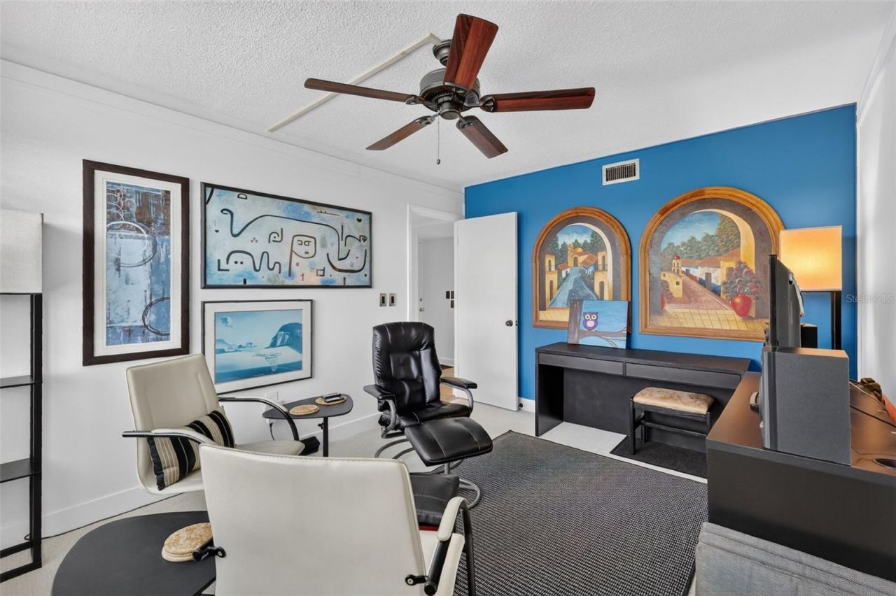 101 N Grandview Street, Unit 412, Mount Dora, FL 32757 Photo