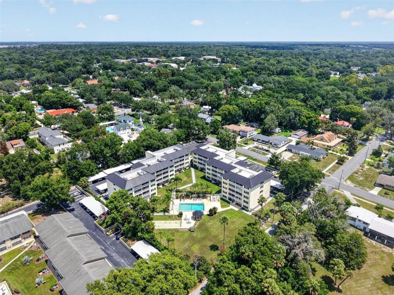 101 N Grandview Street, Unit 412, Mount Dora, FL 32757 Photo
