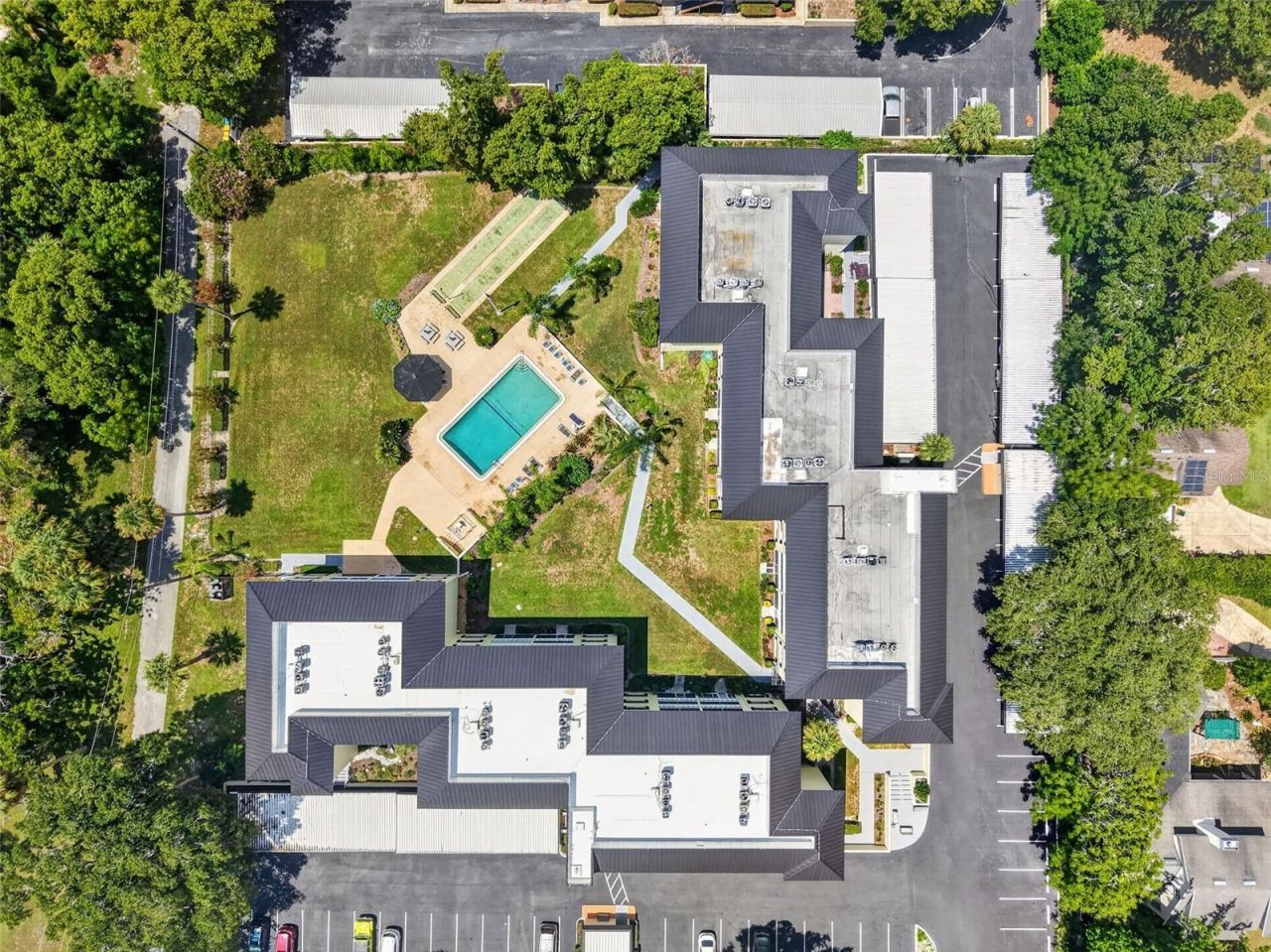 101 N Grandview Street, Unit 412, Mount Dora, FL 32757 Photo