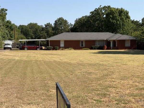 1329 E UNION BOWER Road, Irving, TX 75061