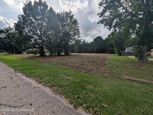 2382 Coelho Way, Diamondhead, MS 39525