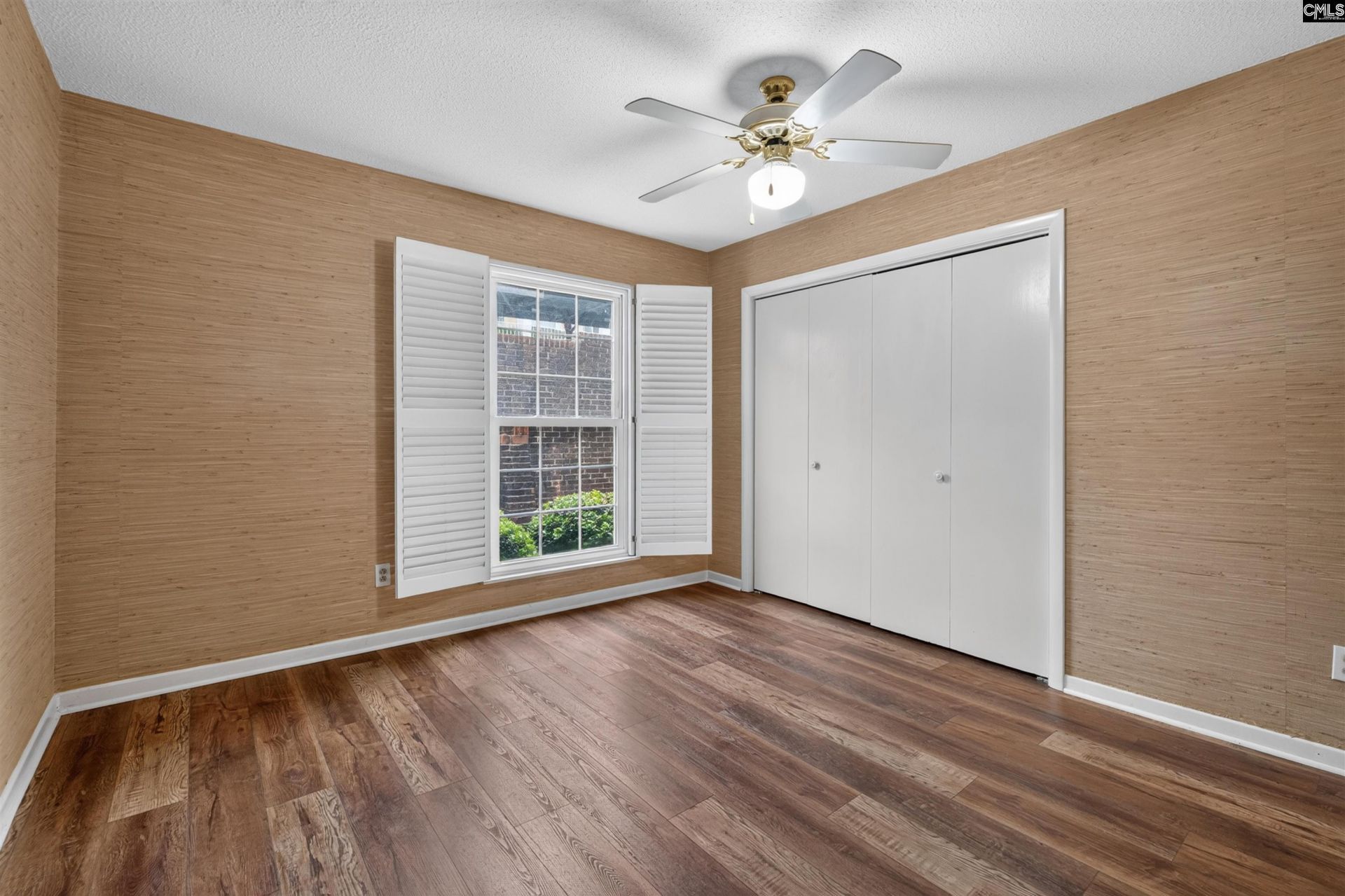 3600 Chateau Drive  Photo 10