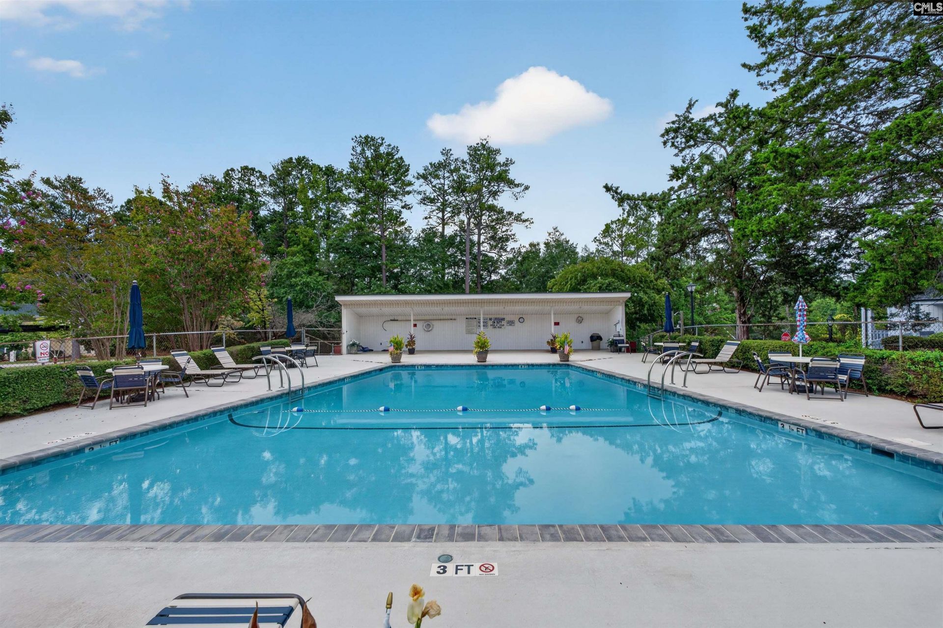 3600 Chateau Drive  Photo 14