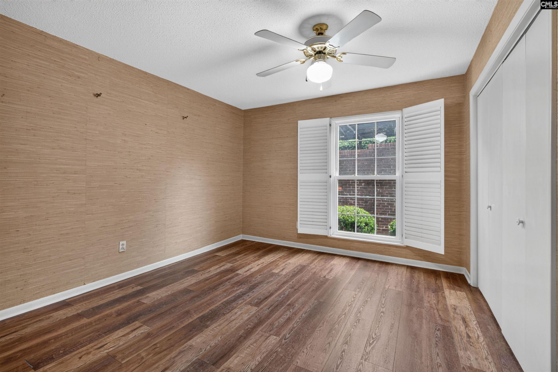 3600 Chateau Drive  Photo 9