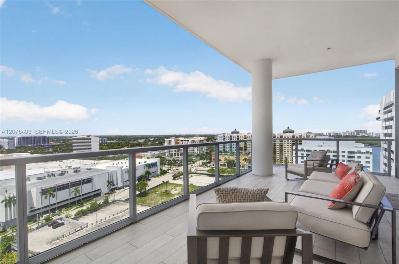 920 Intracoastal Dr, Unit PH2, Fort Lauderdale, FL 33304 Photo