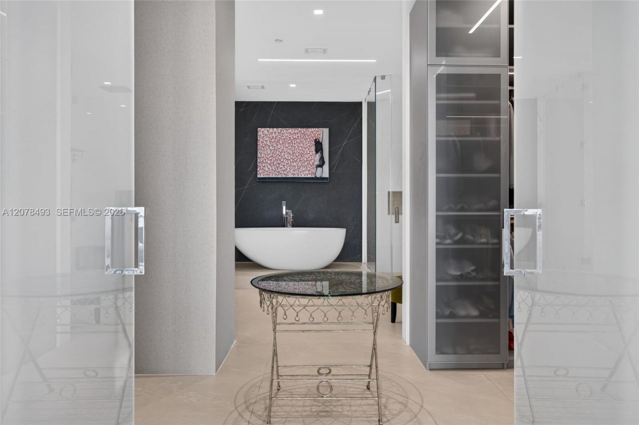 920 Intracoastal Dr, Unit PH2, Fort Lauderdale, FL 33304 Photo