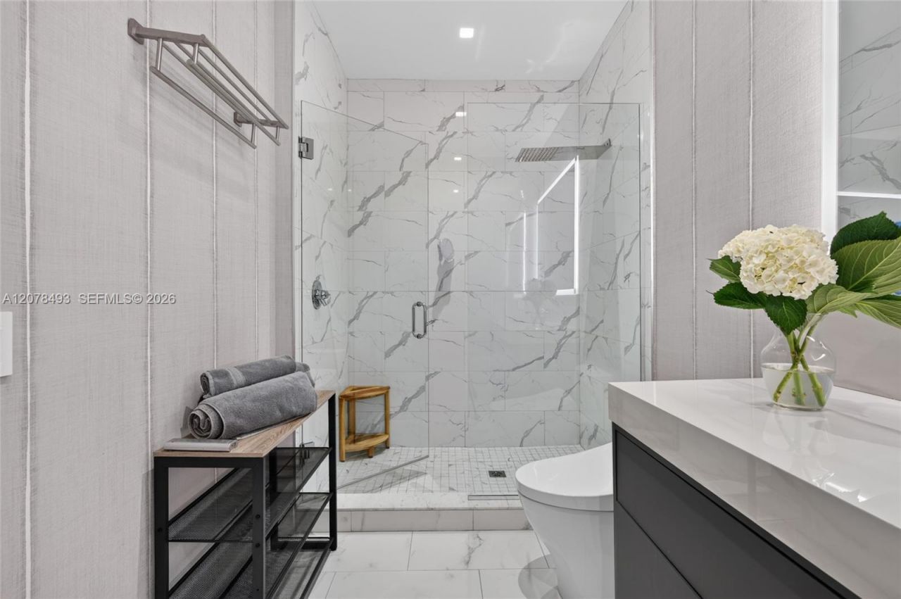 920 Intracoastal Dr, Unit PH2, Fort Lauderdale, FL 33304 Photo