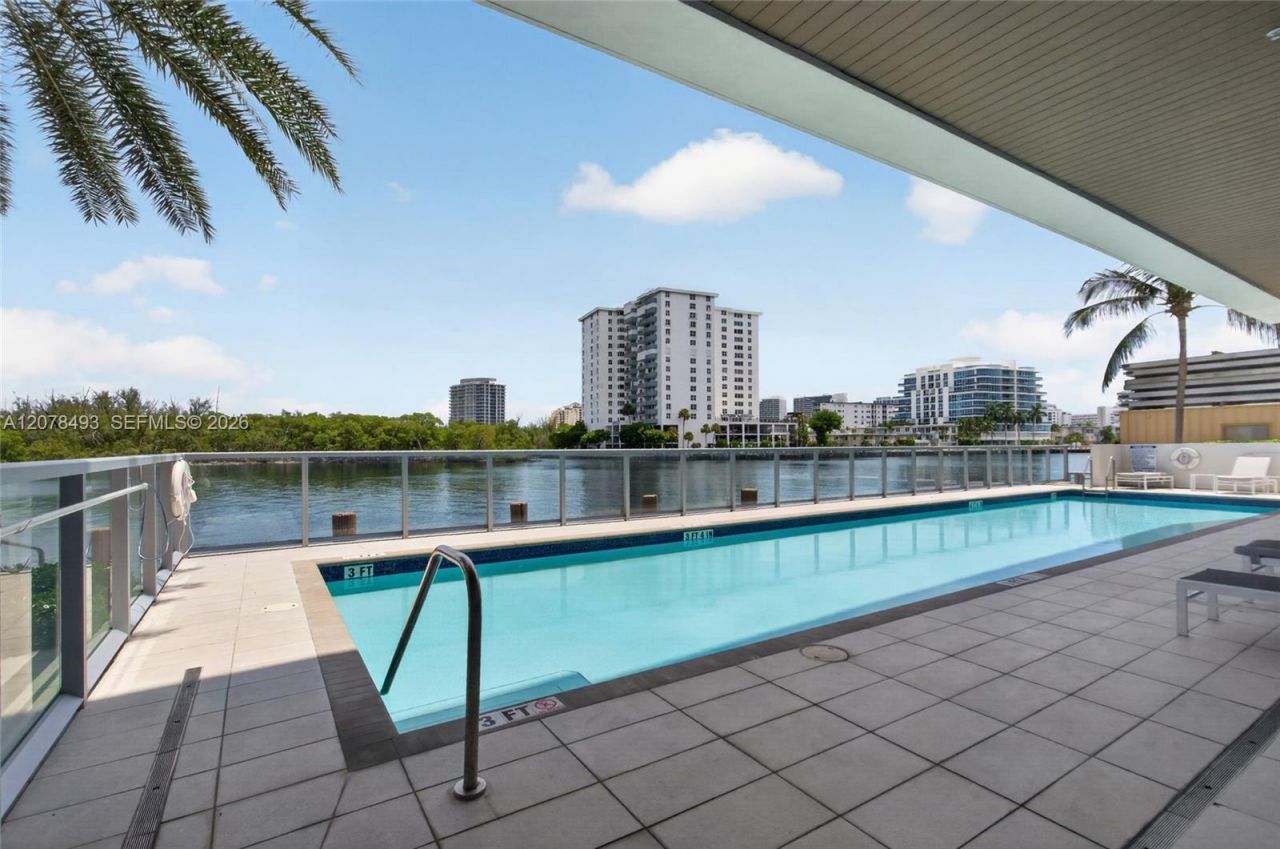 920 Intracoastal Dr, Unit PH2, Fort Lauderdale, FL 33304 Photo