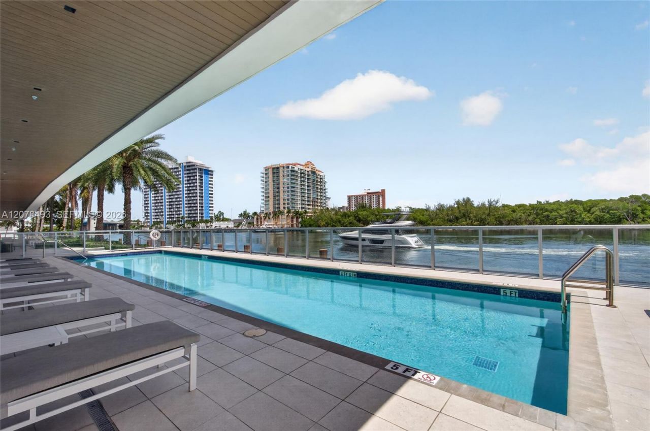 920 Intracoastal Dr, Unit PH2, Fort Lauderdale, FL 33304 Photo