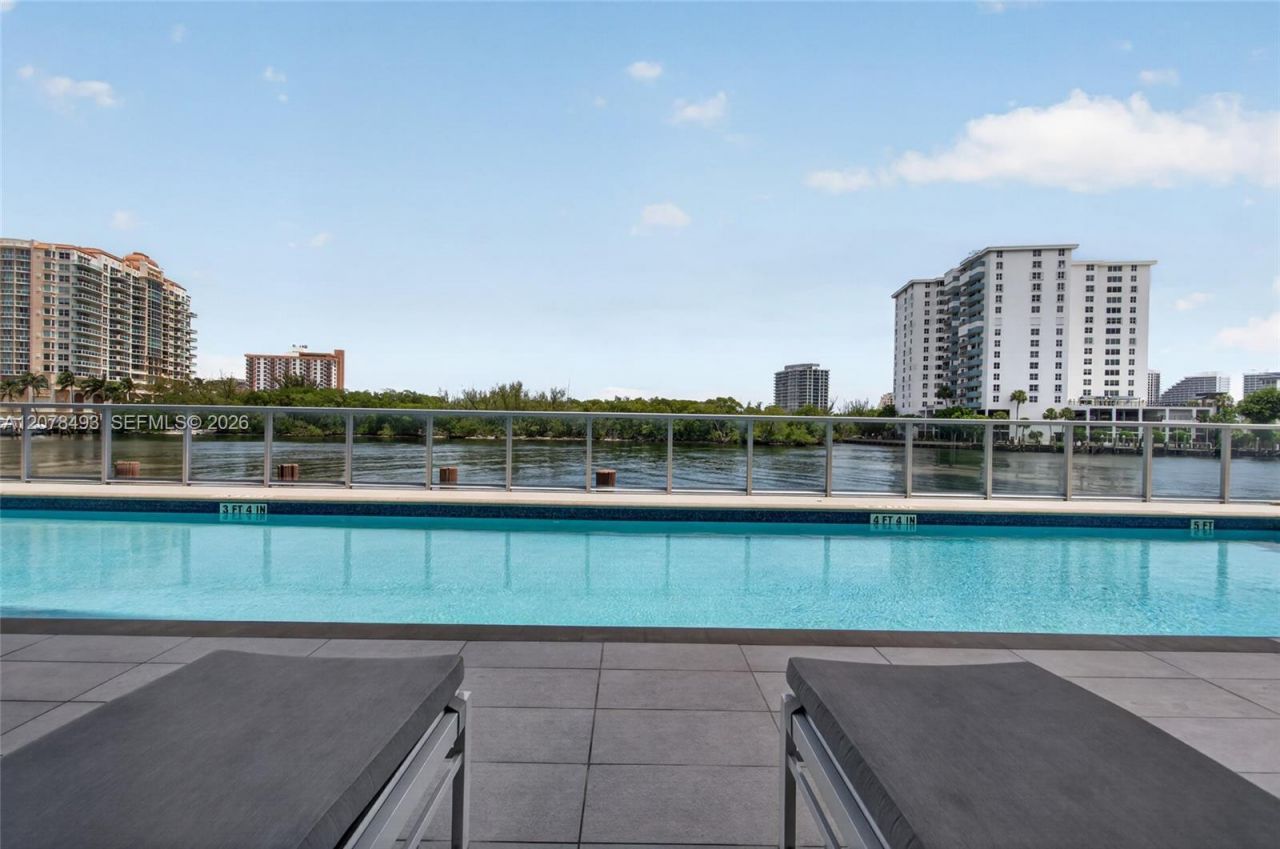 920 Intracoastal Dr, Unit PH2, Fort Lauderdale, FL 33304 Photo