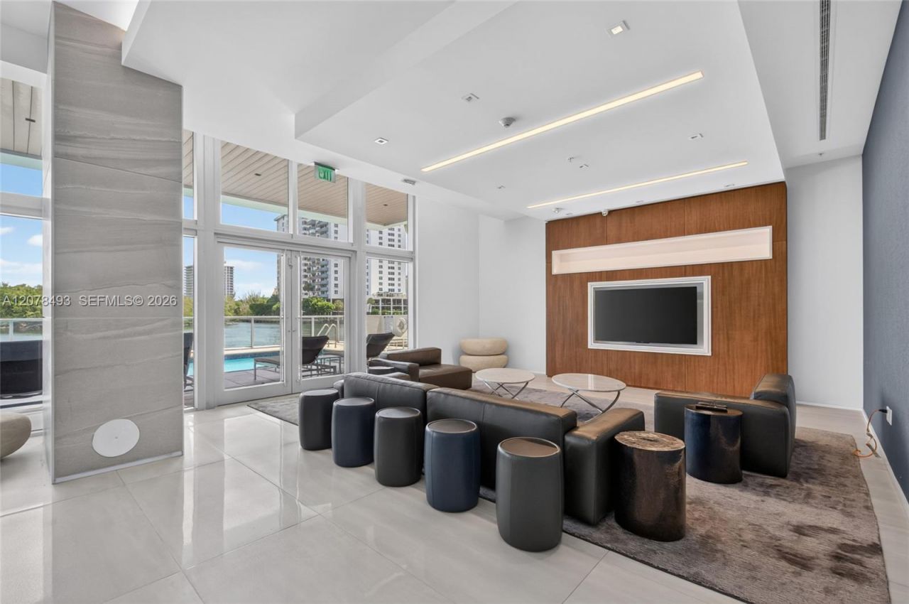 920 Intracoastal Dr, Unit PH2, Fort Lauderdale, FL 33304 Photo