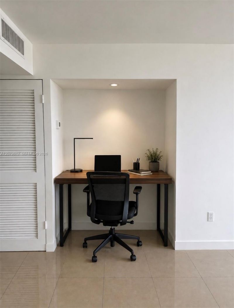 6900 E Bay Dr, Unit 9L, Miami Beach, FL 33141 Photo
