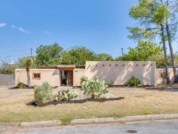 3858 Wonder Court , Fort Worth, TX 76133
