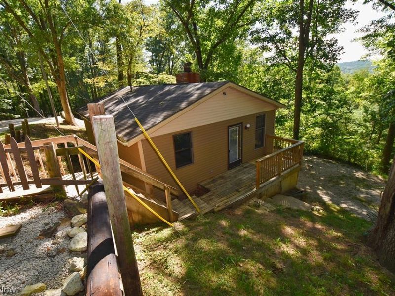 7923 Lakeview Drive SW, Carrollton, OH 44615 Photo 1