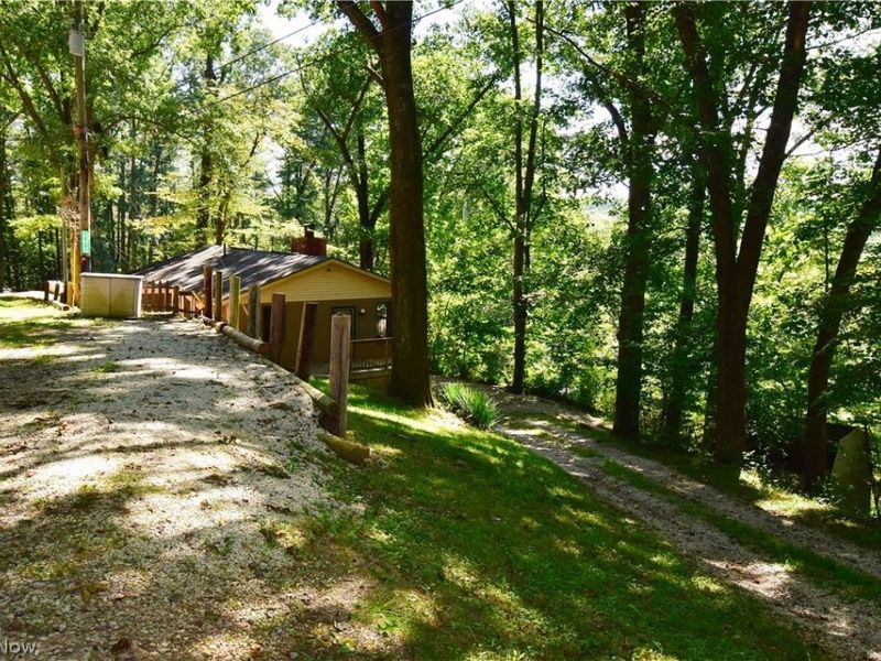 7923 Lakeview Drive SW, Carrollton, OH 44615 Photo 24