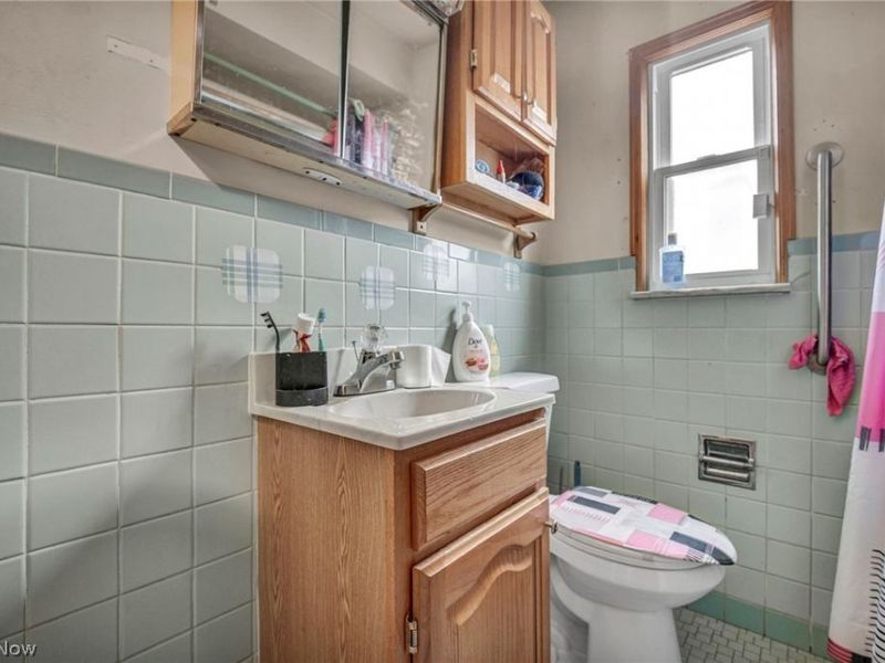 4008 E 186th Street, Cleveland, OH 44122 Photo 22