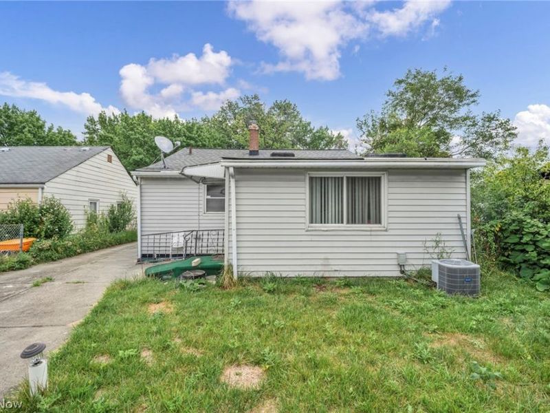 4008 E 186th Street, Cleveland, OH 44122 Photo 30