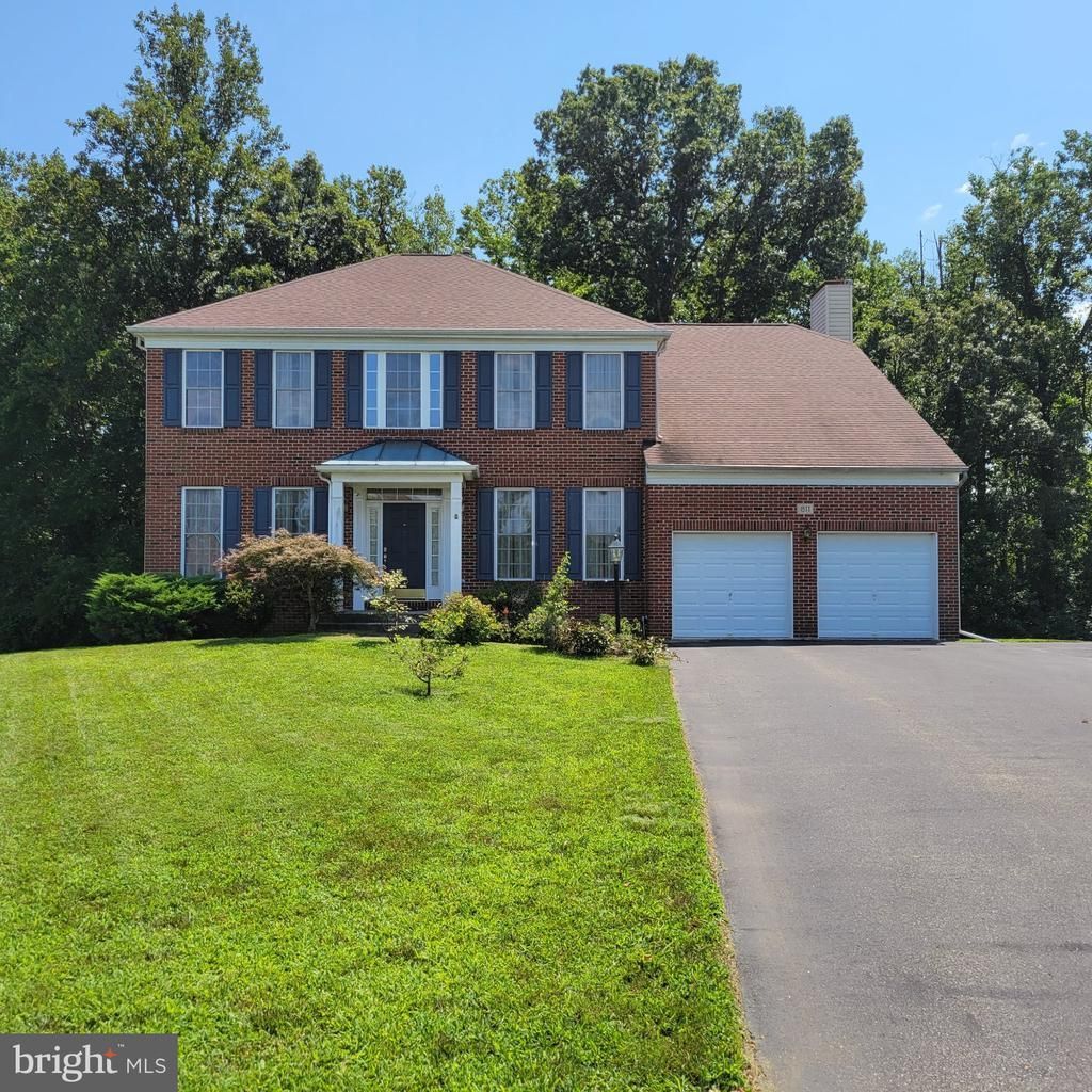811 LAMOKA DRIVE , ODENTON, MD 21113
