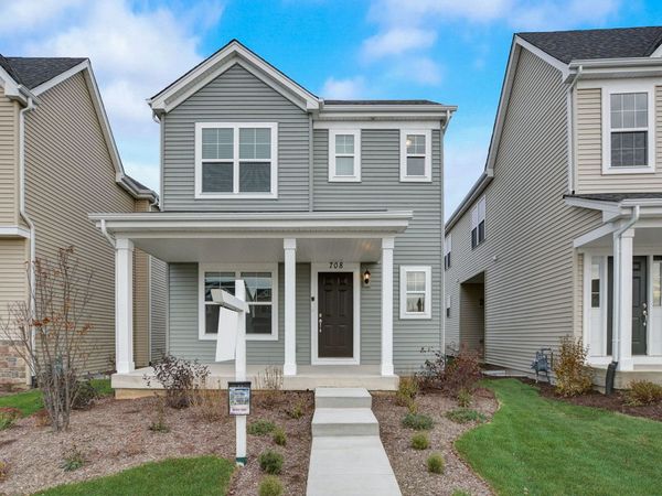 708 Station Boulevard , Elburn, IL 60119