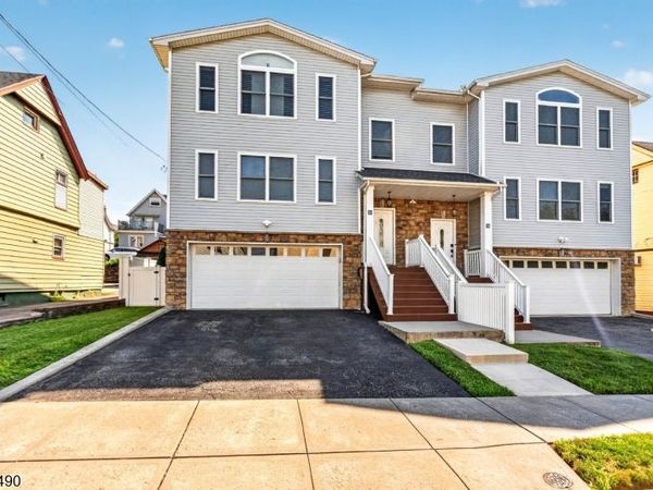12 Washington Pl, Garfield, NJ 07026