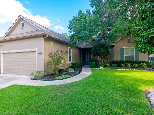 102 Harness LN , Georgetown, TX 78633