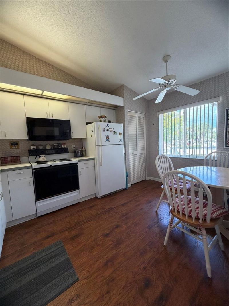 4268 Madeira Court, Unit 3324, Sarasota, FL 34233 Photo