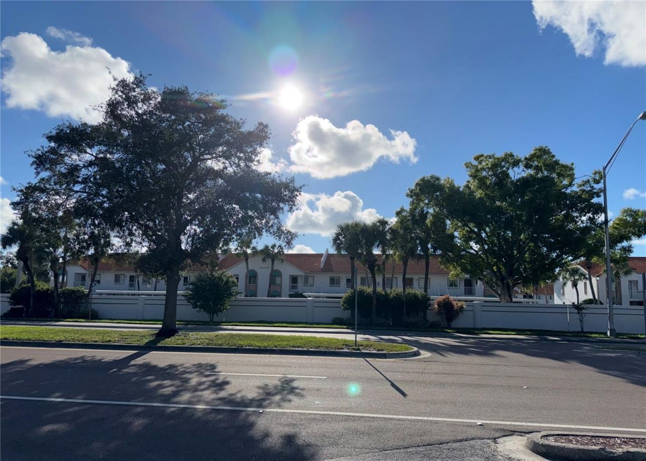 4268 Madeira Court, Unit 3324, Sarasota, FL 34233 Photo
