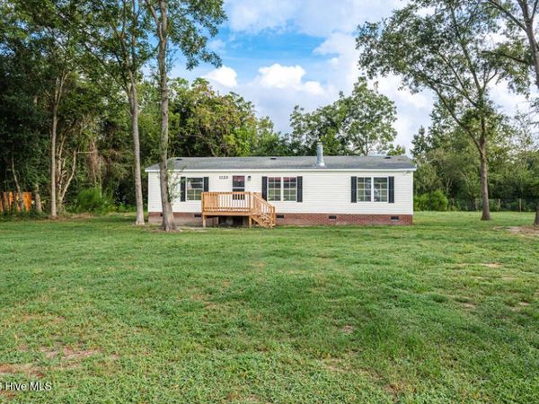 1120 Zion Hill Church Road , Bladenboro, NC 28320