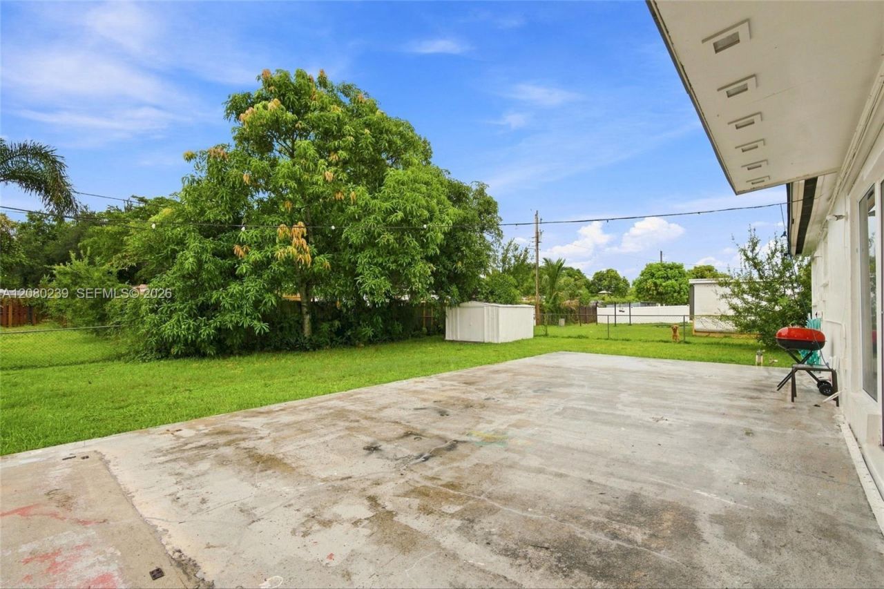 6885 NW 14th Ct, Plantation, FL 33313 Photo