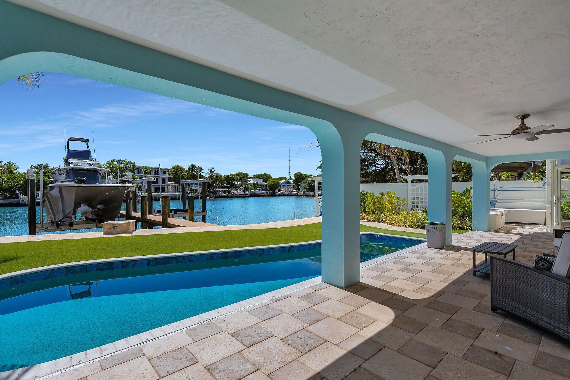 313 North Drive, Islamorada, FL 33036 Photo