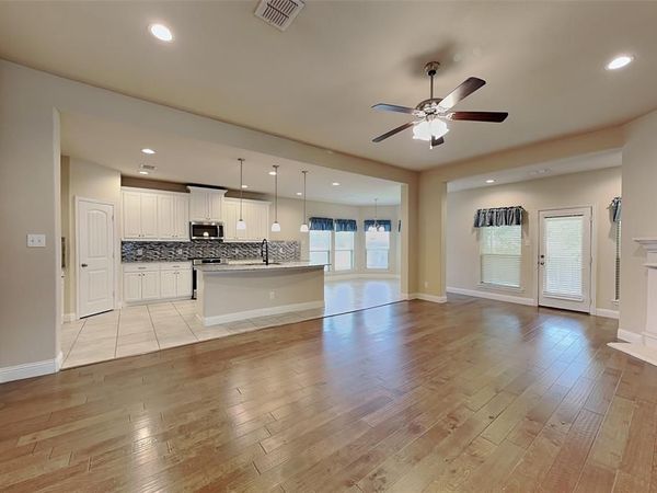 7417 Rose Crest Boulevard , Forest Hill, TX 76140