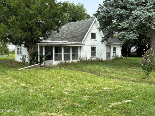 129 Main Avenue, Wynantskill, NY 12198
