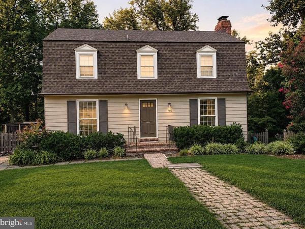7612 WINTERBERRY PLACE , BETHESDA, MD 20817