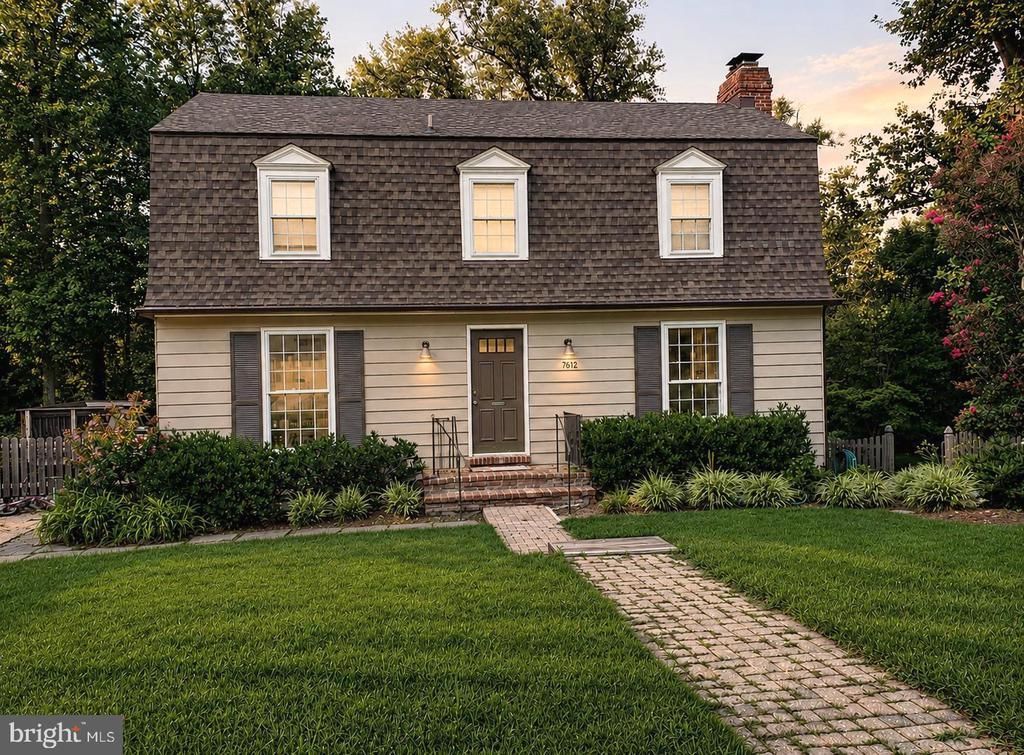 7612 WINTERBERRY PLACE, BETHESDA, MD 20817