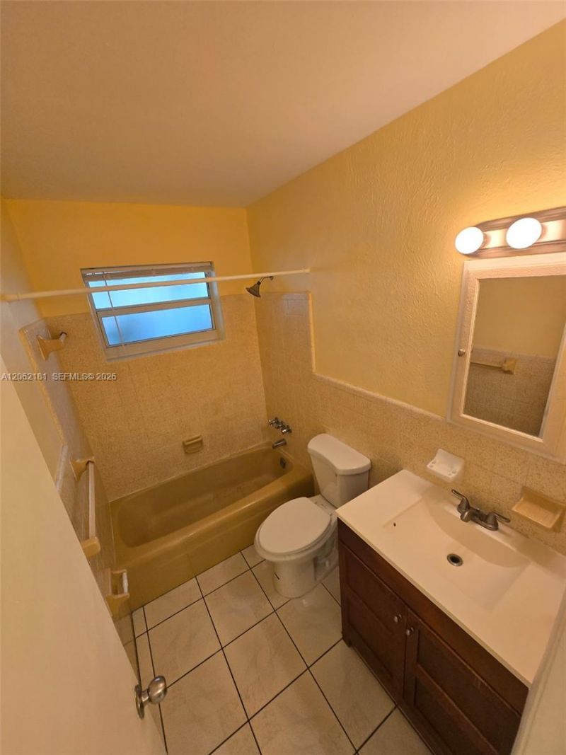 7340 NW 37th St , Unit 1-4, Davie, FL 33024 Photo