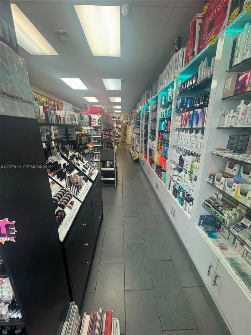 Please Call For Address, Hialeah, FL 33015 Photo