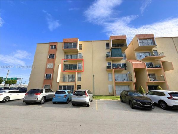 1975 W 44th Pl , Unit A302, Hialeah, FL 33012