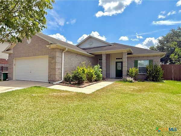 106 Heritage Oak Court , Victoria, TX 77901