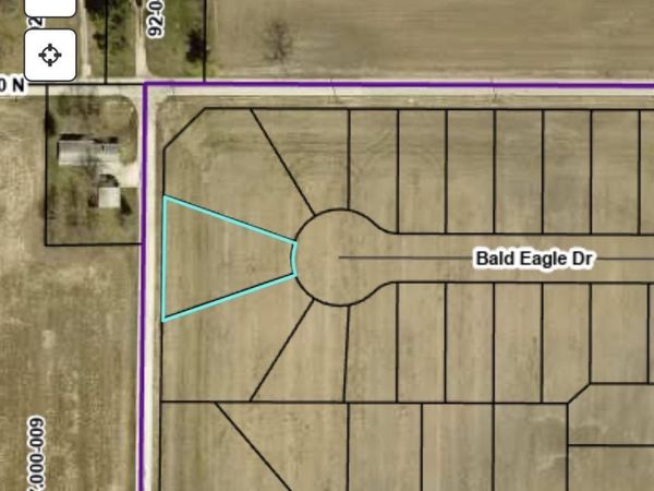 1074 Bald Eagle Drive, Churubusco, IN 46723