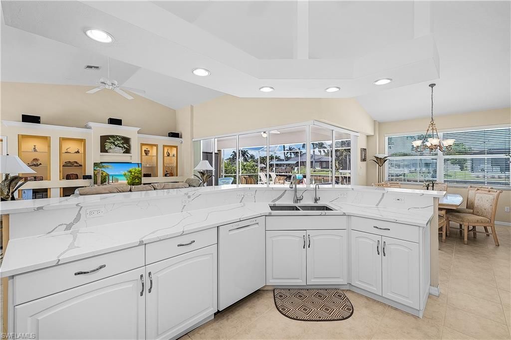 1210 SE 21st Ave , Cape Coral, FL 33990 Photo