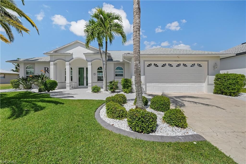 1210 SE 21st Ave , Cape Coral, FL 33990 Photo