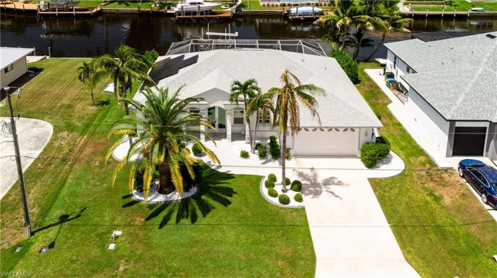 1210 SE 21st Ave , Cape Coral, FL 33990 Photo