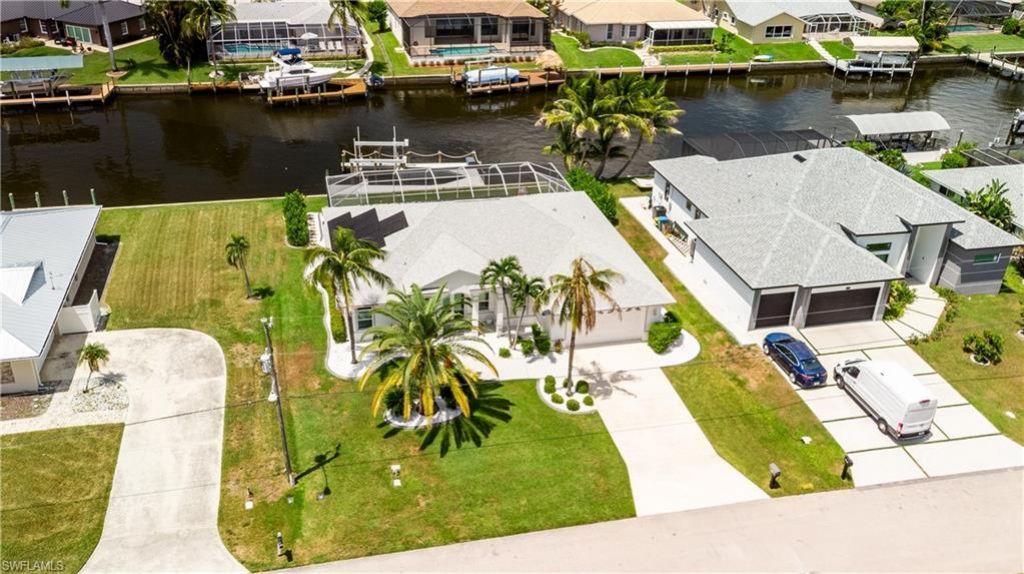 1210 SE 21st Ave , Cape Coral, FL 33990 Photo