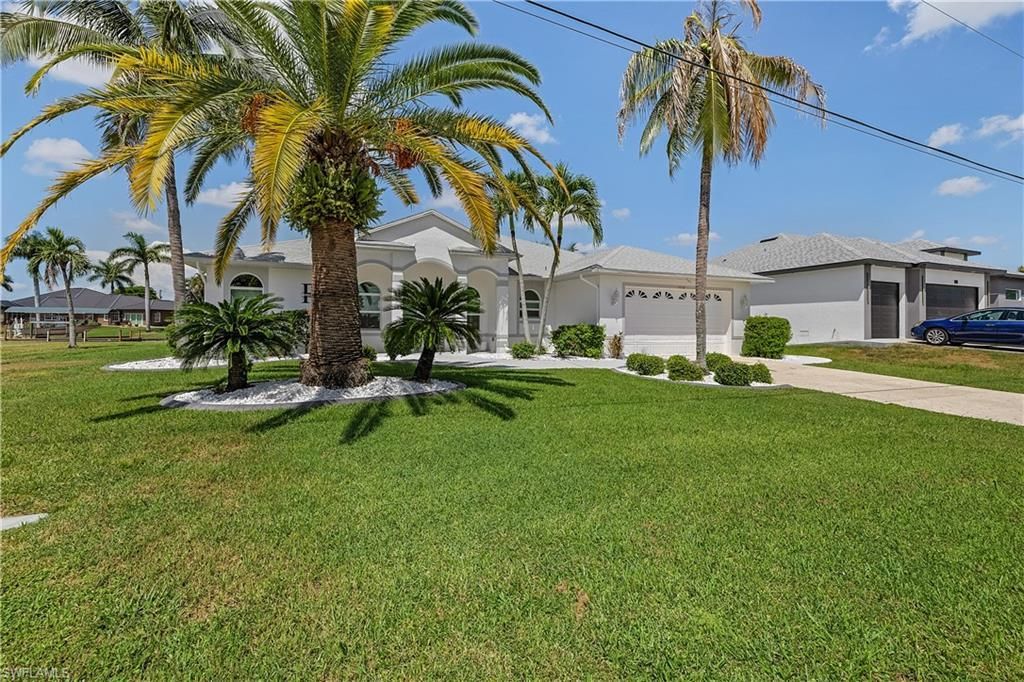 1210 SE 21st Ave , Cape Coral, FL 33990 Photo