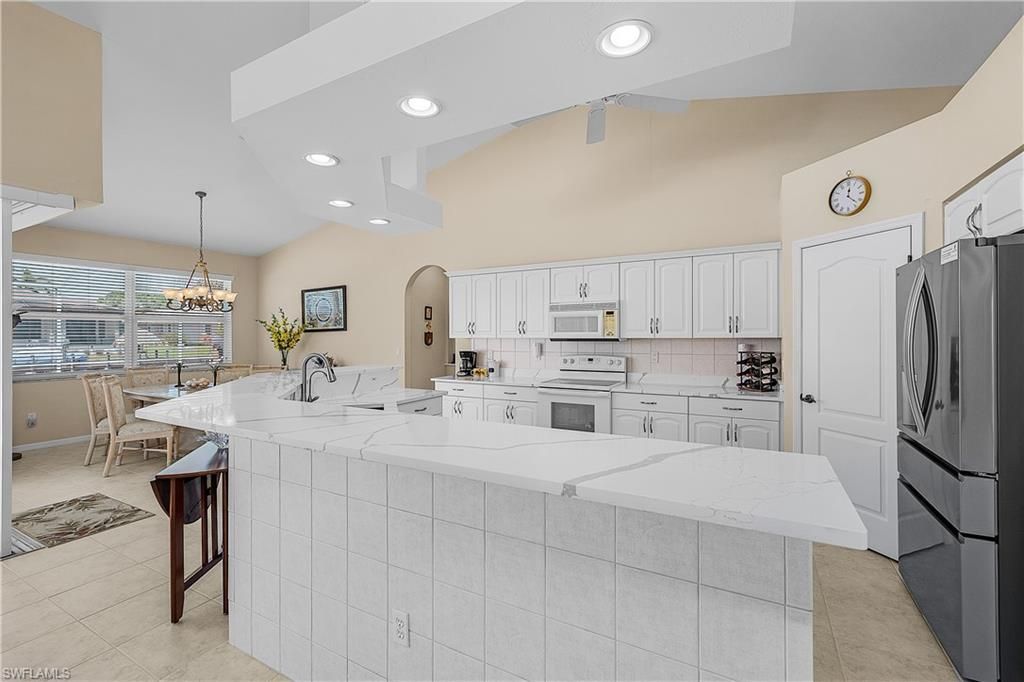 1210 SE 21st Ave , Cape Coral, FL 33990 Photo