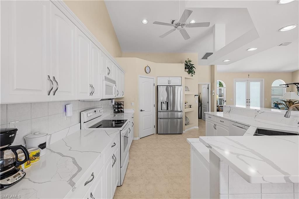 1210 SE 21st Ave , Cape Coral, FL 33990 Photo