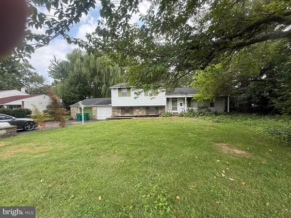 2072 HANSELL DRIVE , BENSALEM, PA 19020