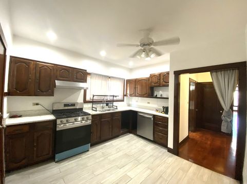 Main Photo